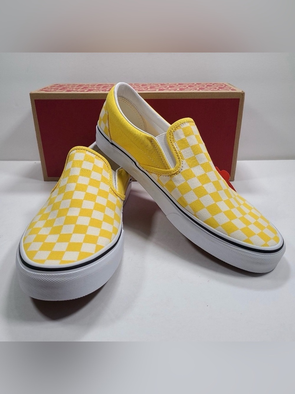 Vans Classic Slip-On Cyber Yellow White Checkerboard Skate Shoe Sneakers Men 11